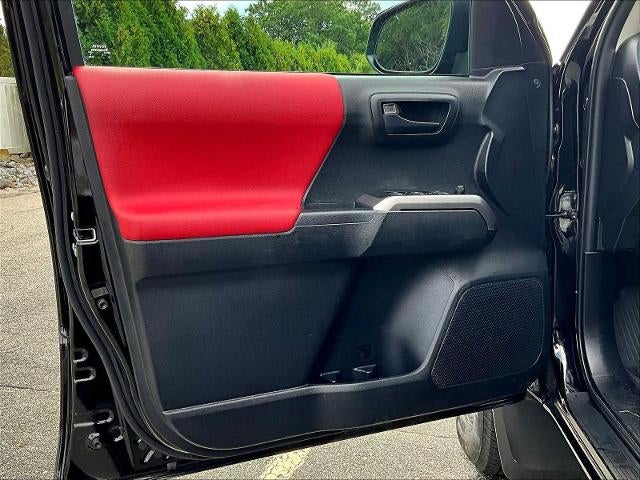 2023 Toyota Tacoma 4WD 4WD SR5 Double Cab 5' Bed V6 AT (GS)