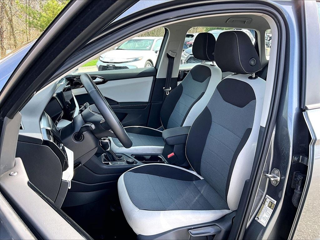 2025 Volkswagen Taos 1.5T S