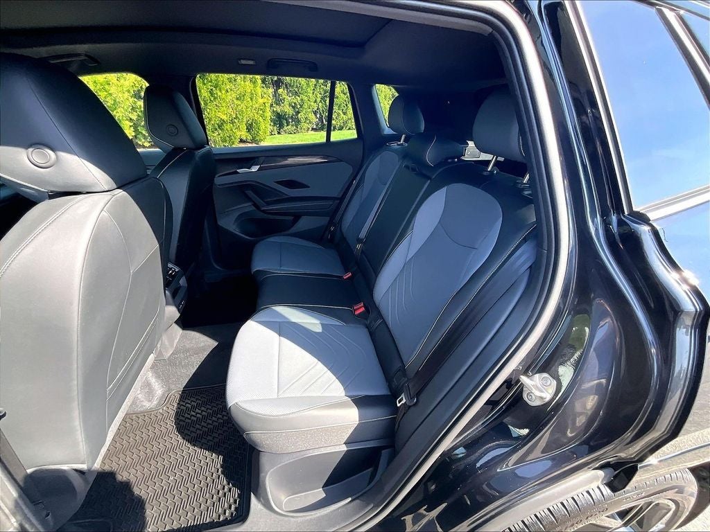 2025 Volkswagen Tiguan 2.0T SE R-Line Black