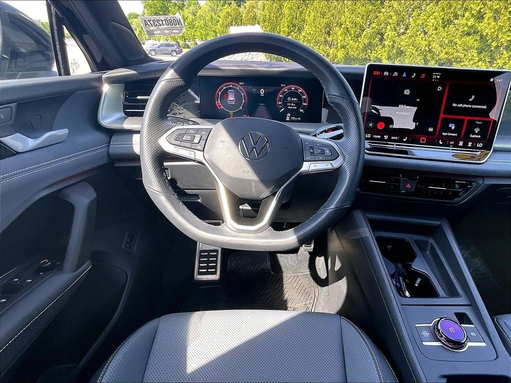 2025 Volkswagen Tiguan 2.0T SE R-Line Black