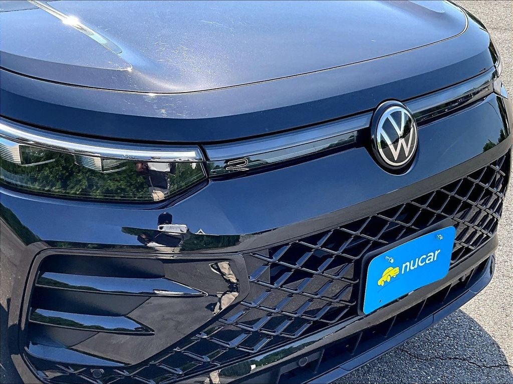 2025 Volkswagen Tiguan 2.0T SE R-Line Black