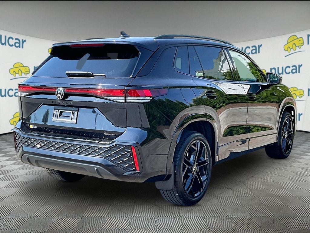2025 Volkswagen Tiguan 2.0T SE R-Line Black