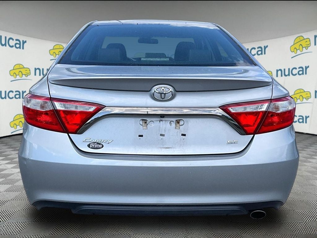 2016 Toyota Camry SE