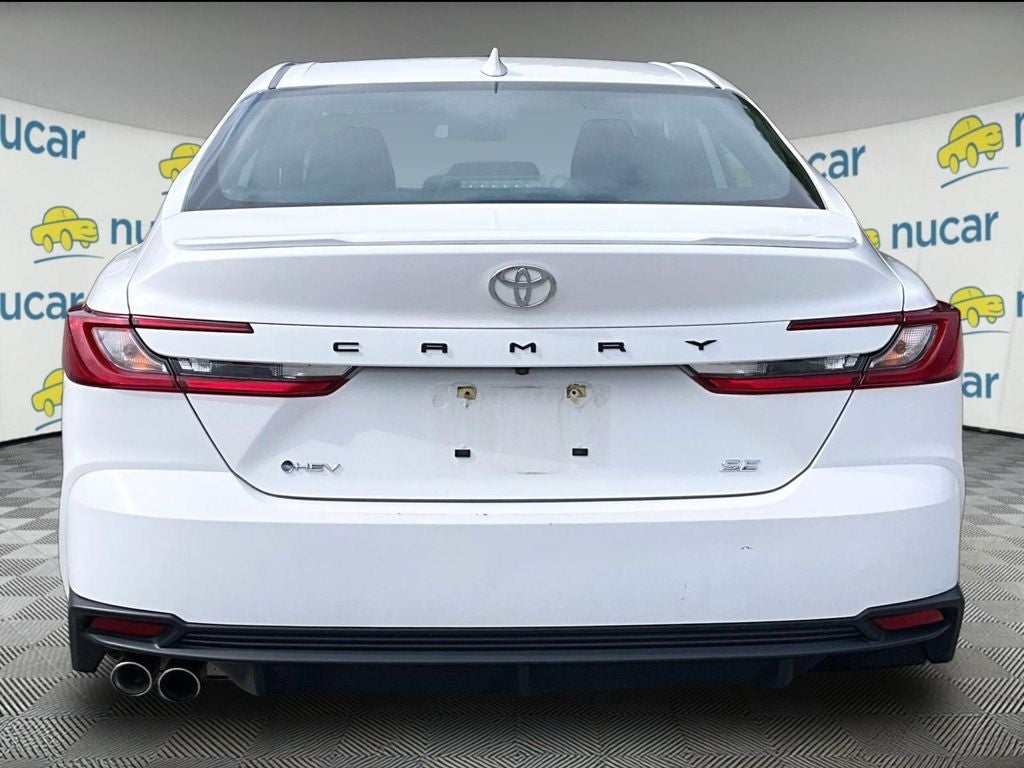 2025 Toyota Camry SE