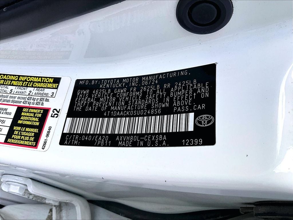 2025 Toyota Camry SE