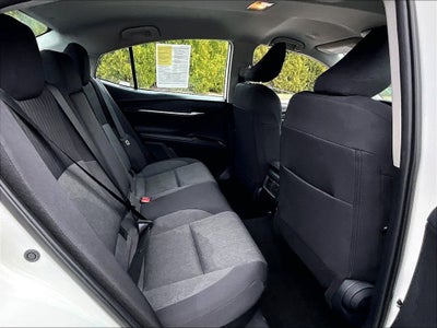 2025 Toyota Camry LE (SE)