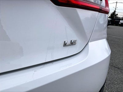 2025 Toyota Camry LE (SE)