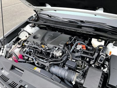 2025 Toyota Camry LE (SE)