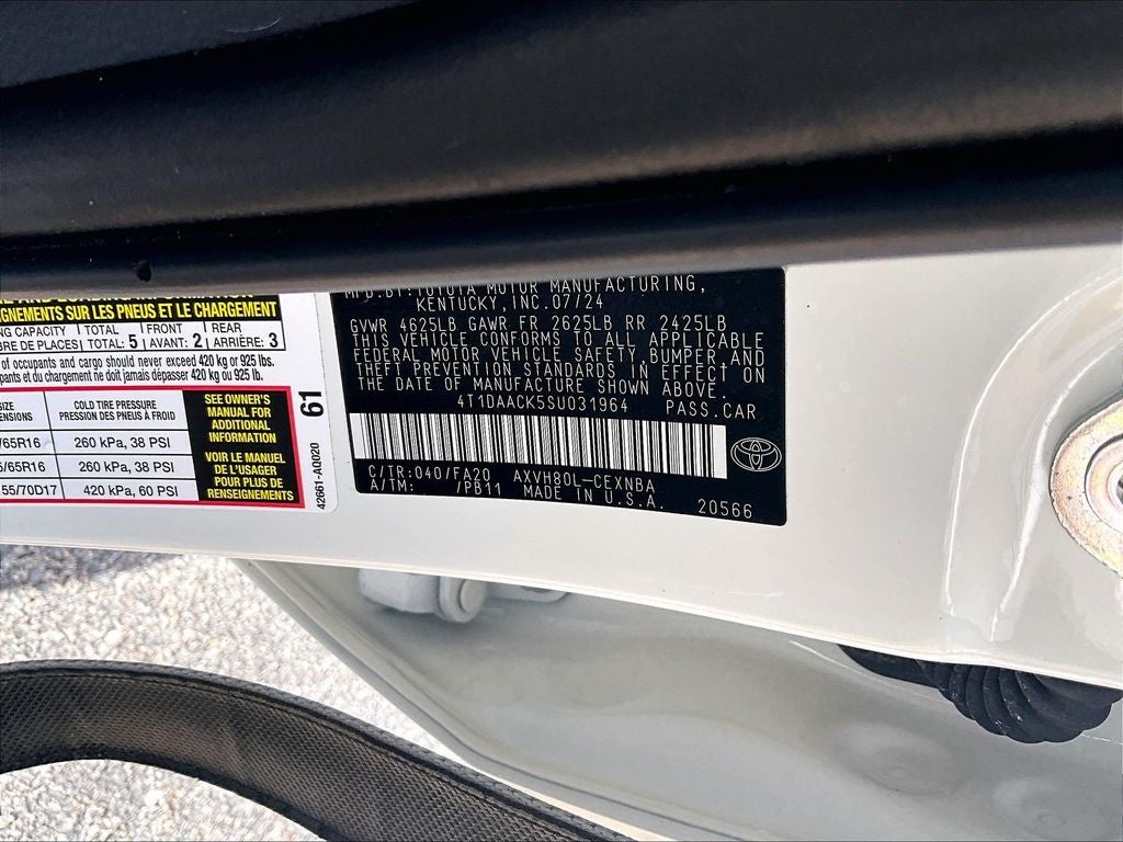 2025 Toyota Camry LE