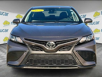 2023 Toyota Camry SE Auto (SE)