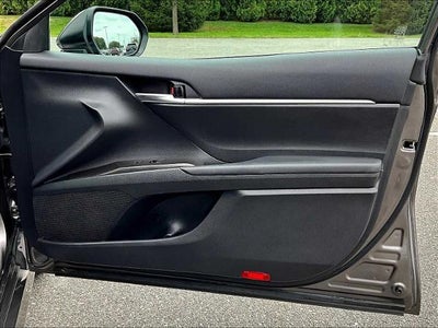 2024 Toyota Camry LE Auto (SE)