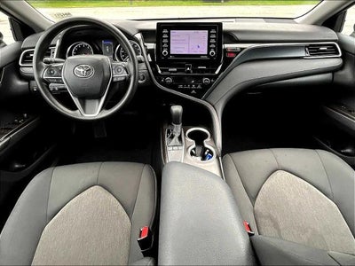 2024 Toyota Camry LE Auto (SE)