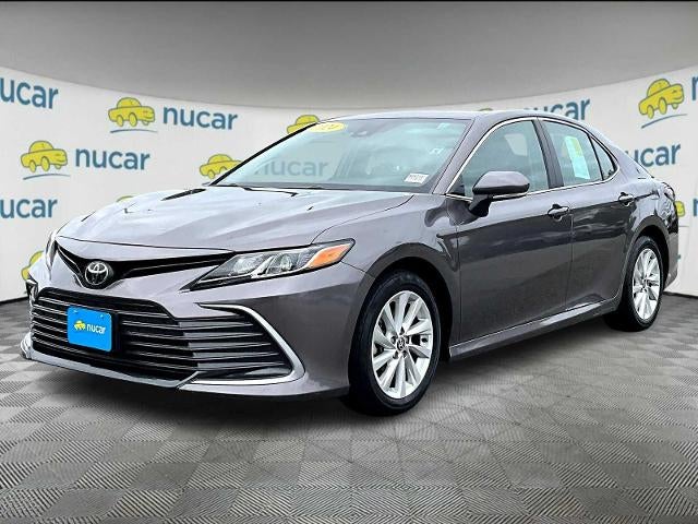 2024 Toyota Camry LE Auto (SE)