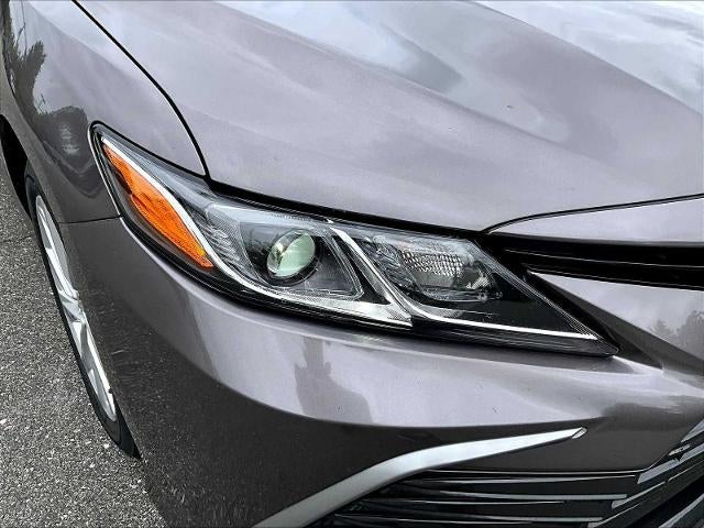 2024 Toyota Camry LE Auto (SE)