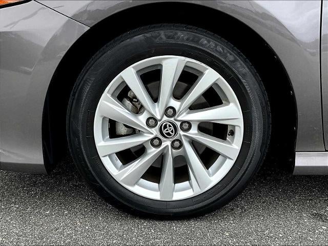 2024 Toyota Camry LE Auto (SE)