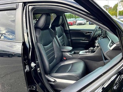 2022 Toyota RAV4 Hybrid XLE Premium AWD (Natl)