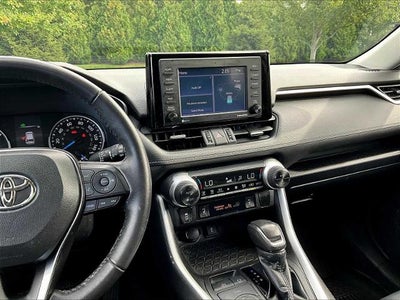 2022 Toyota RAV4 Hybrid XLE Premium AWD (Natl)