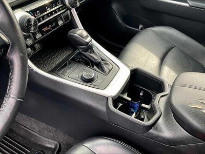 2022 Toyota RAV4 Hybrid XLE Premium AWD (Natl)