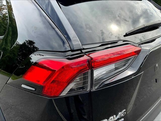 2022 Toyota RAV4 Hybrid XLE Premium AWD (Natl)