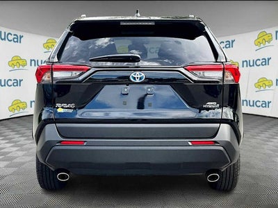 2022 Toyota RAV4 Hybrid XLE Premium AWD (Natl)