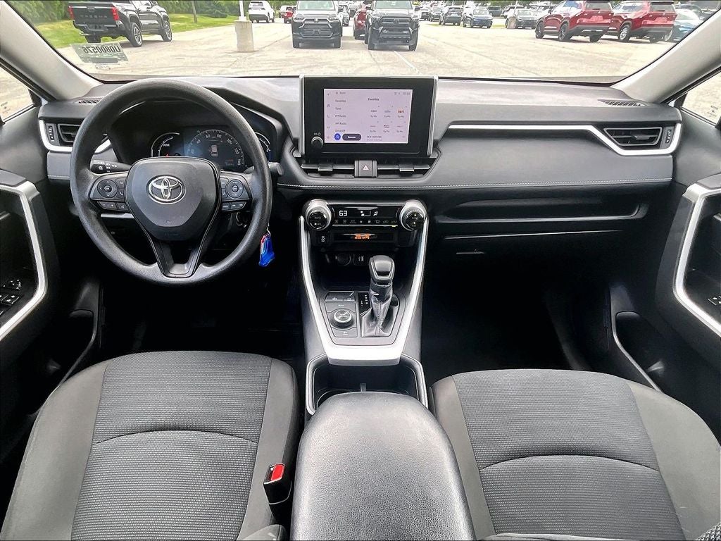 2025 Toyota RAV4 Hybrid LE