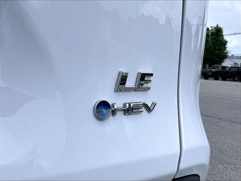 2025 Toyota RAV4 Hybrid LE