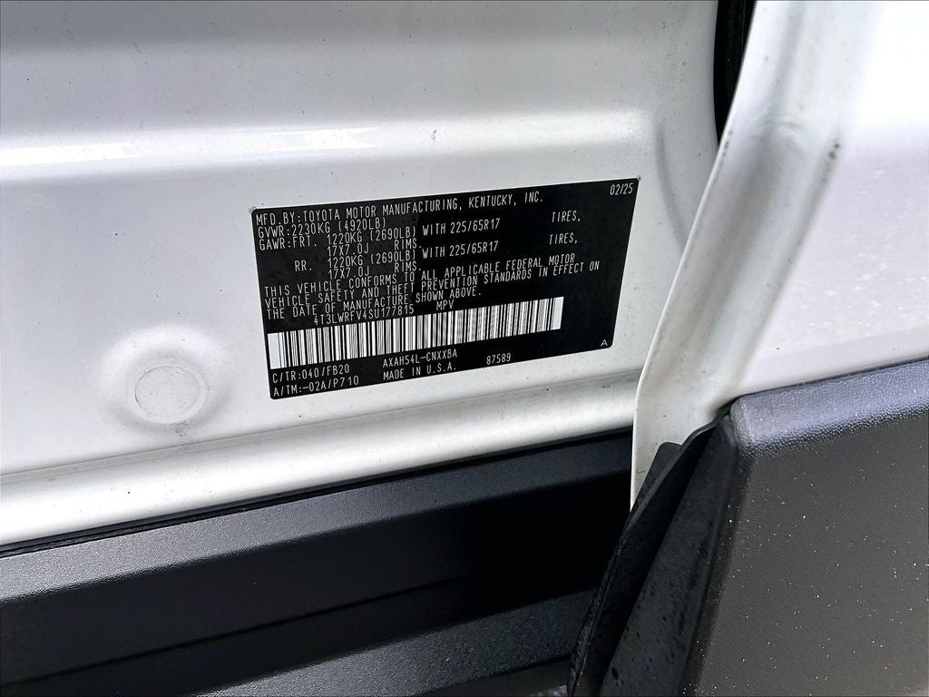 2025 Toyota RAV4 Hybrid LE