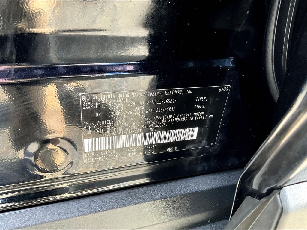 2025 Toyota RAV4 Hybrid XLE
