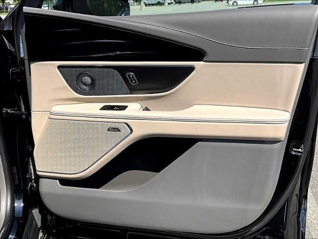 2025 Lincoln Nautilus Premiere AWD