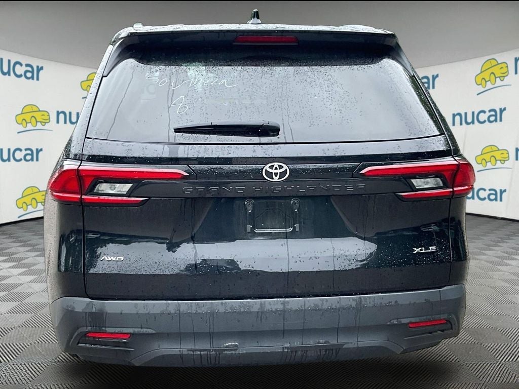 2025 Toyota Grand Highlander XLE
