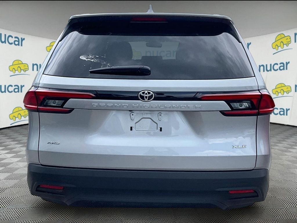 2025 Toyota Grand Highlander XLE