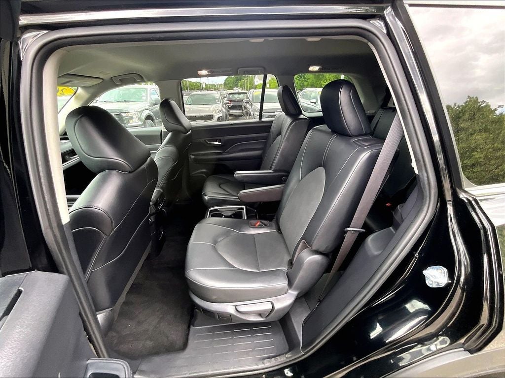 2025 Toyota Grand Highlander XLE