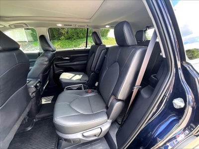 2025 Toyota Grand Highlander Hybrid XLE