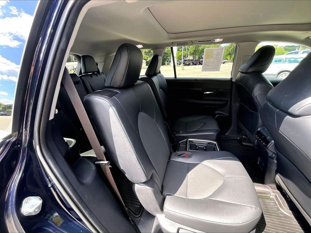 2025 Toyota Grand Highlander Hybrid XLE
