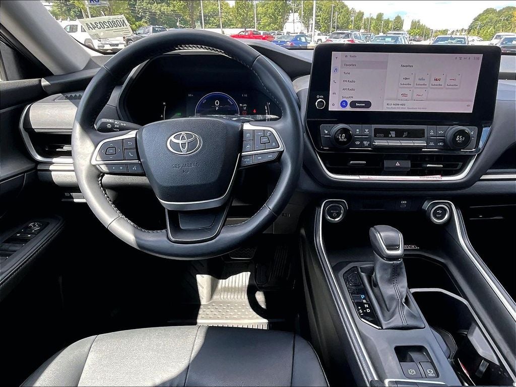 2025 Toyota Grand Highlander Hybrid XLE