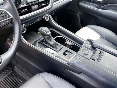 2025 Toyota Grand Highlander Hybrid XLE