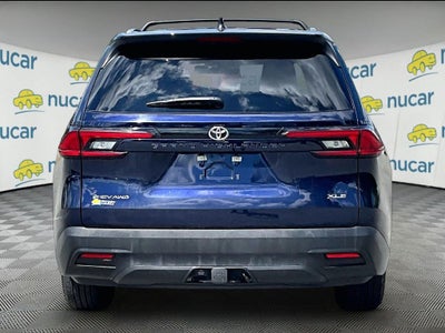 2025 Toyota Grand Highlander Hybrid XLE