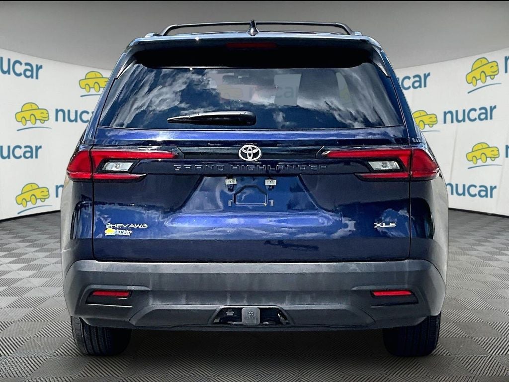2025 Toyota Grand Highlander Hybrid XLE