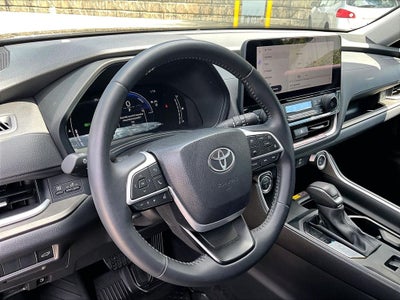 2025 Toyota Grand Highlander Hybrid XLE
