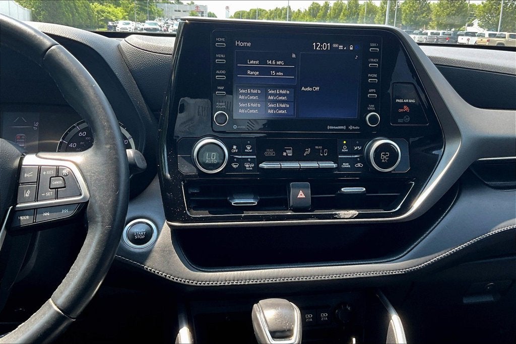 2021 Toyota Highlander LE