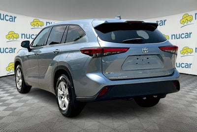 2021 Toyota Highlander LE