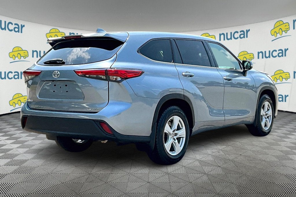 2021 Toyota Highlander LE