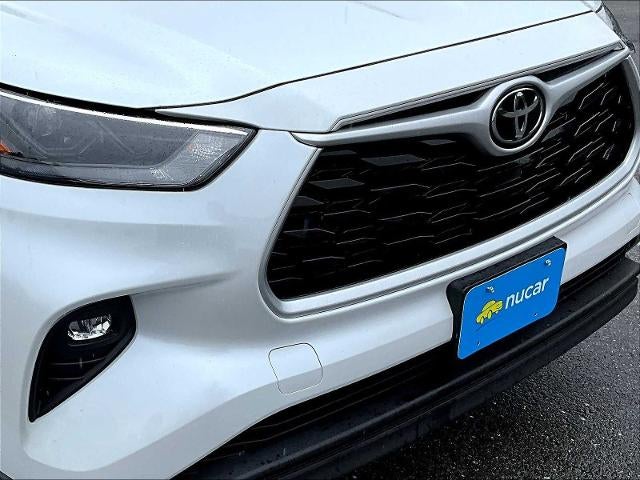 2022 Toyota Highlander LE AWD (SE)