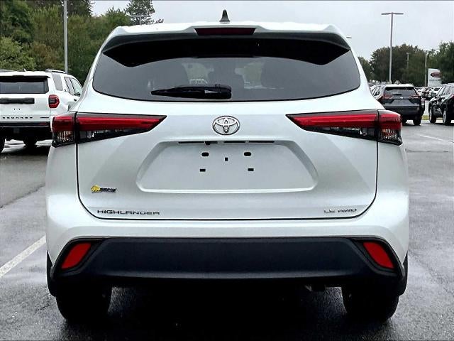 2022 Toyota Highlander LE AWD (SE)