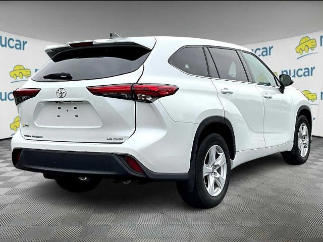 2022 Toyota Highlander LE AWD (SE)