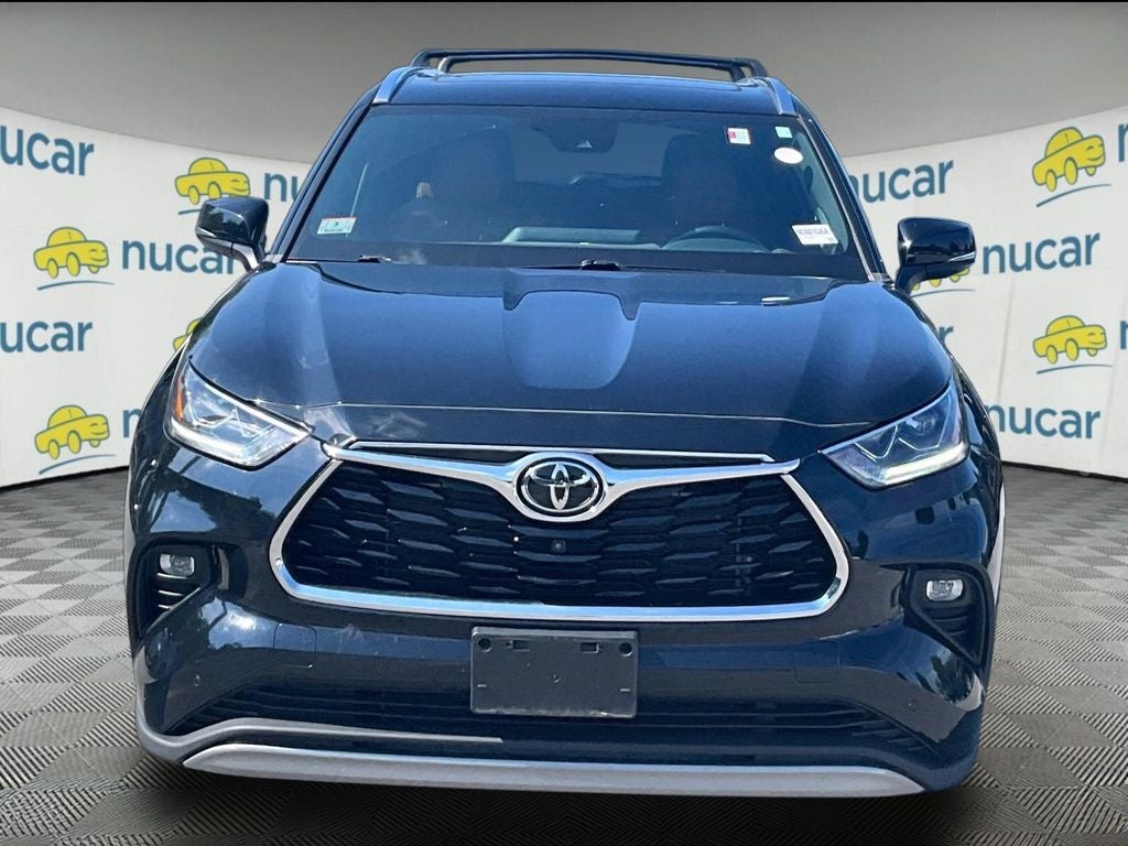 2022 Toyota Highlander Platinum