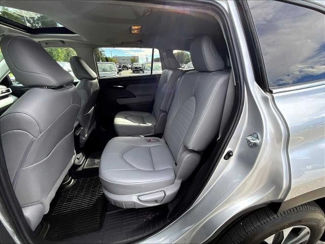 2022 Toyota Highlander XLE AWD (Natl)