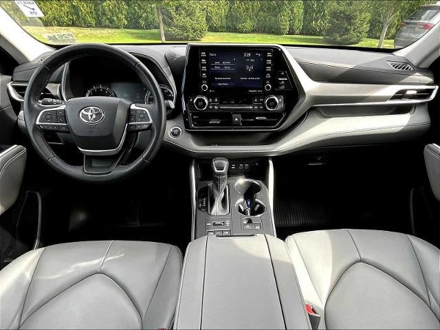 2022 Toyota Highlander XLE AWD (Natl)