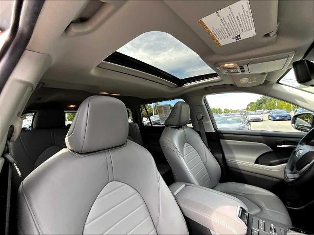 2022 Toyota Highlander XLE AWD (Natl)