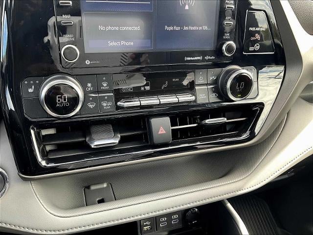 2022 Toyota Highlander XLE AWD (Natl)